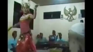 காமவெறி தெலுங்கு வெளிப்புற செக்ஸ் வீடியோக்கள் மாதிரி கேட்டி மன்ரோ ஒரு புதிய காதலருக்கு ஒரு நல்ல தனியா கொடுக்கிறார் - 2022-03-05 19:21:19